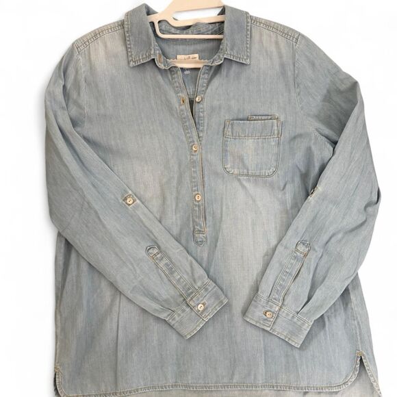 J. Jill 100% cotton Long Sleeve Light Blue Denim Buttoned Shirt Size M - Picture 9 of 9